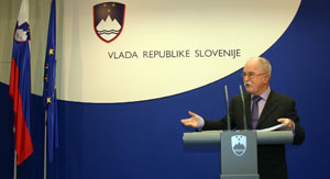 minister boštjan ekš