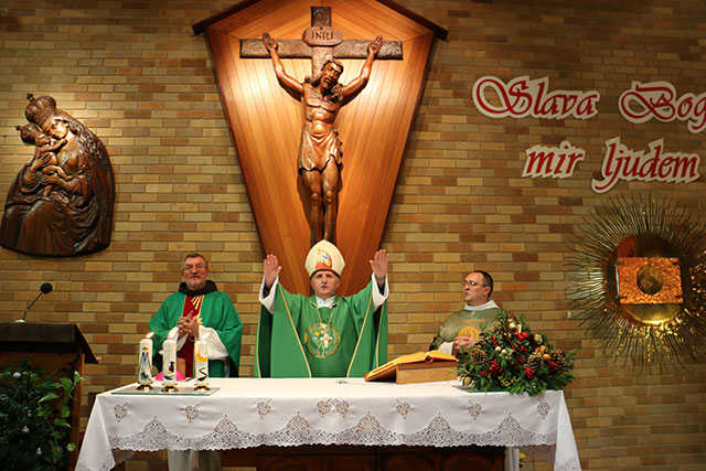 Nadškof msgr. Stane Zore OFM,