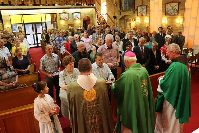 Nadškof msgr. Stane Zore OFM,