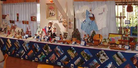 25.junija smo v Slovenskem klubu "Planinka" praznovali 15. obletnico samostojne Slovenije.