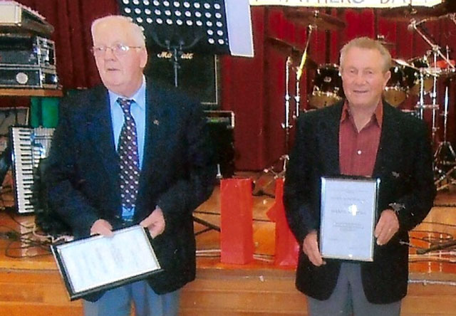 V soboto 31.08.2013. se je pri slovenskem klubu 'JADRAN' v veselem vzdušju praznovalo 'OČETOVSKI DAN'. Za prijetno popoldne je poskrbela glazbena skupina 'TEMPO-6'.