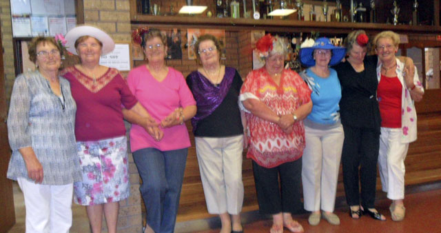 MELBOURNSKE KONJSKE DIRKE